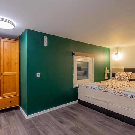 Full Equipment Designed Apartment In The Heart Of Budapest For 4 People 外观 照片