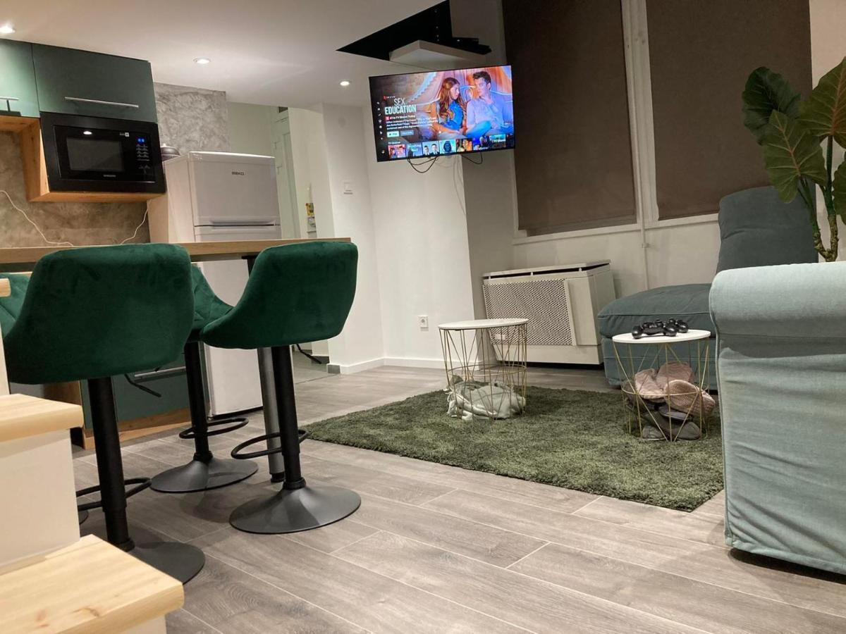 Full Equipment Designed Apartment In The Heart Of Budapest For 4 People 外观 照片