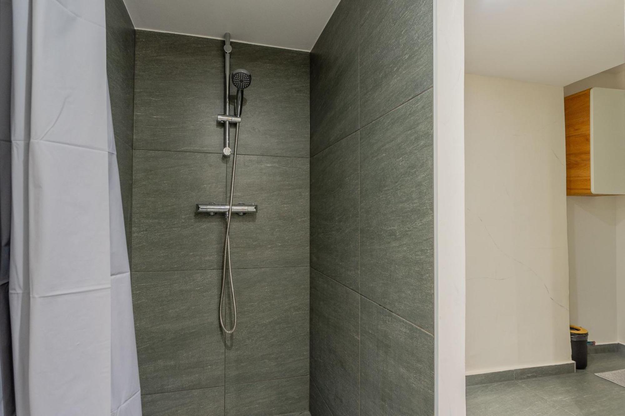 Full Equipment Designed Apartment In The Heart Of Budapest For 4 People 外观 照片