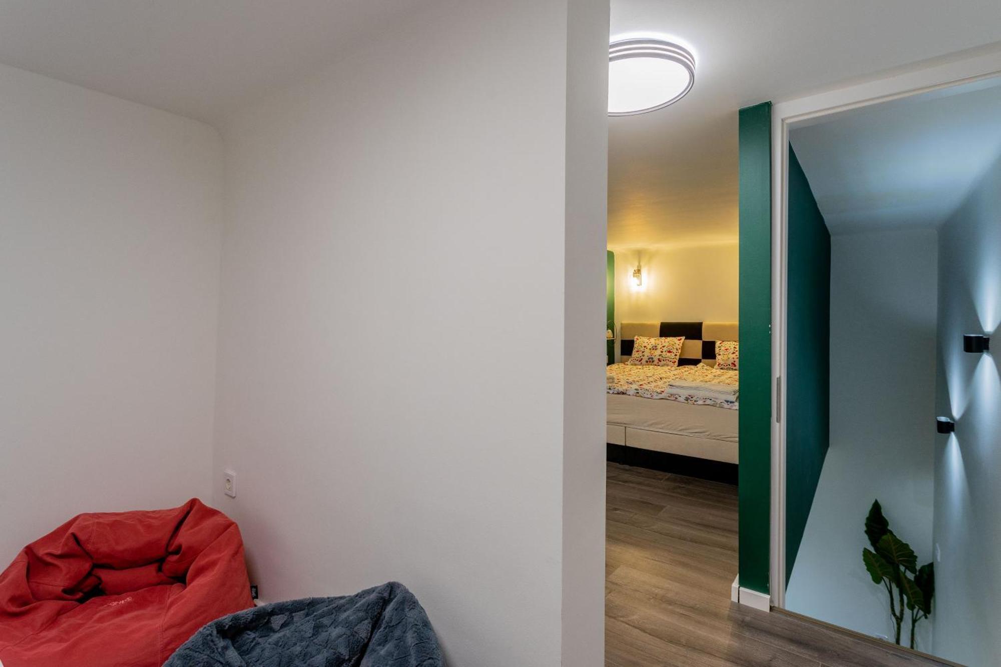 Full Equipment Designed Apartment In The Heart Of Budapest For 4 People 外观 照片