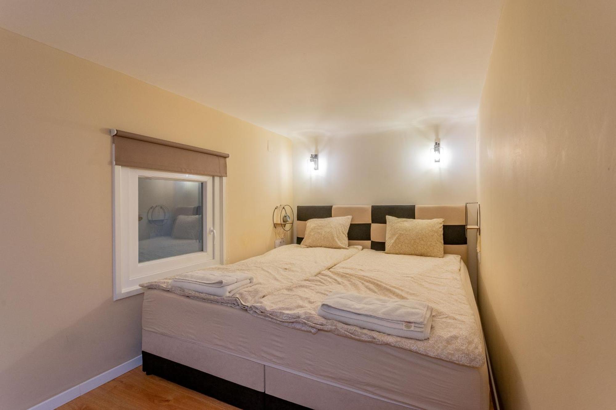 Full Equipment Designed Apartment In The Heart Of Budapest For 4 People 外观 照片