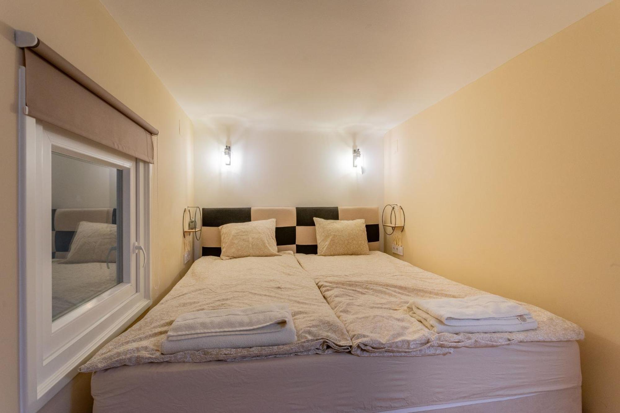 Full Equipment Designed Apartment In The Heart Of Budapest For 4 People 外观 照片