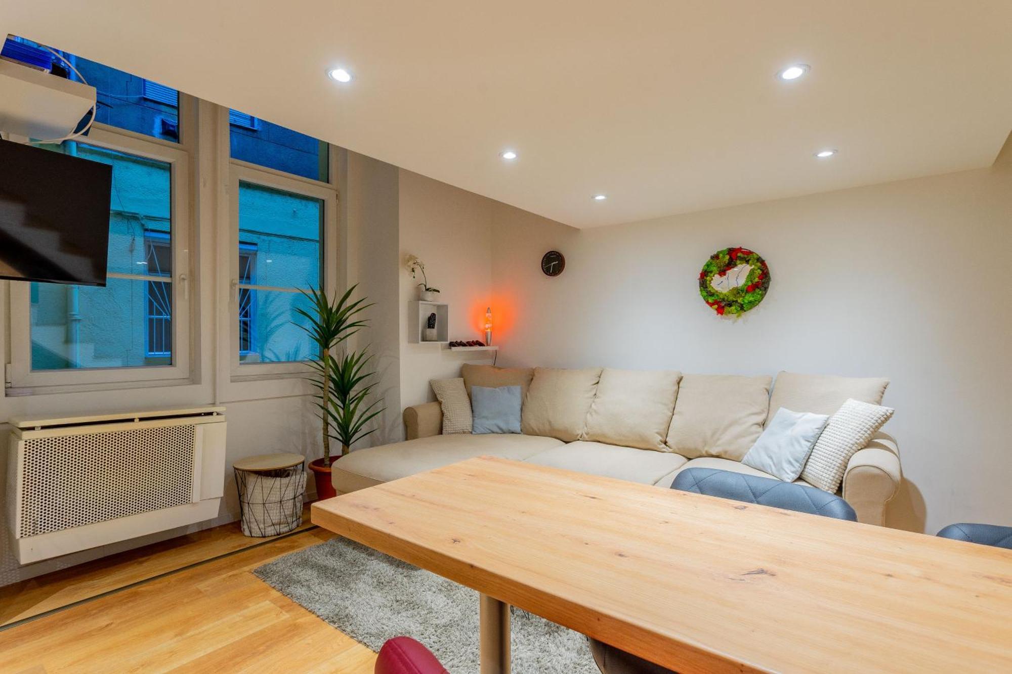 Full Equipment Designed Apartment In The Heart Of Budapest For 4 People 外观 照片