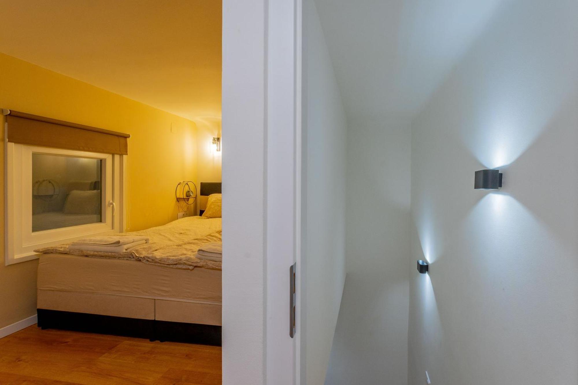 Full Equipment Designed Apartment In The Heart Of Budapest For 4 People 外观 照片