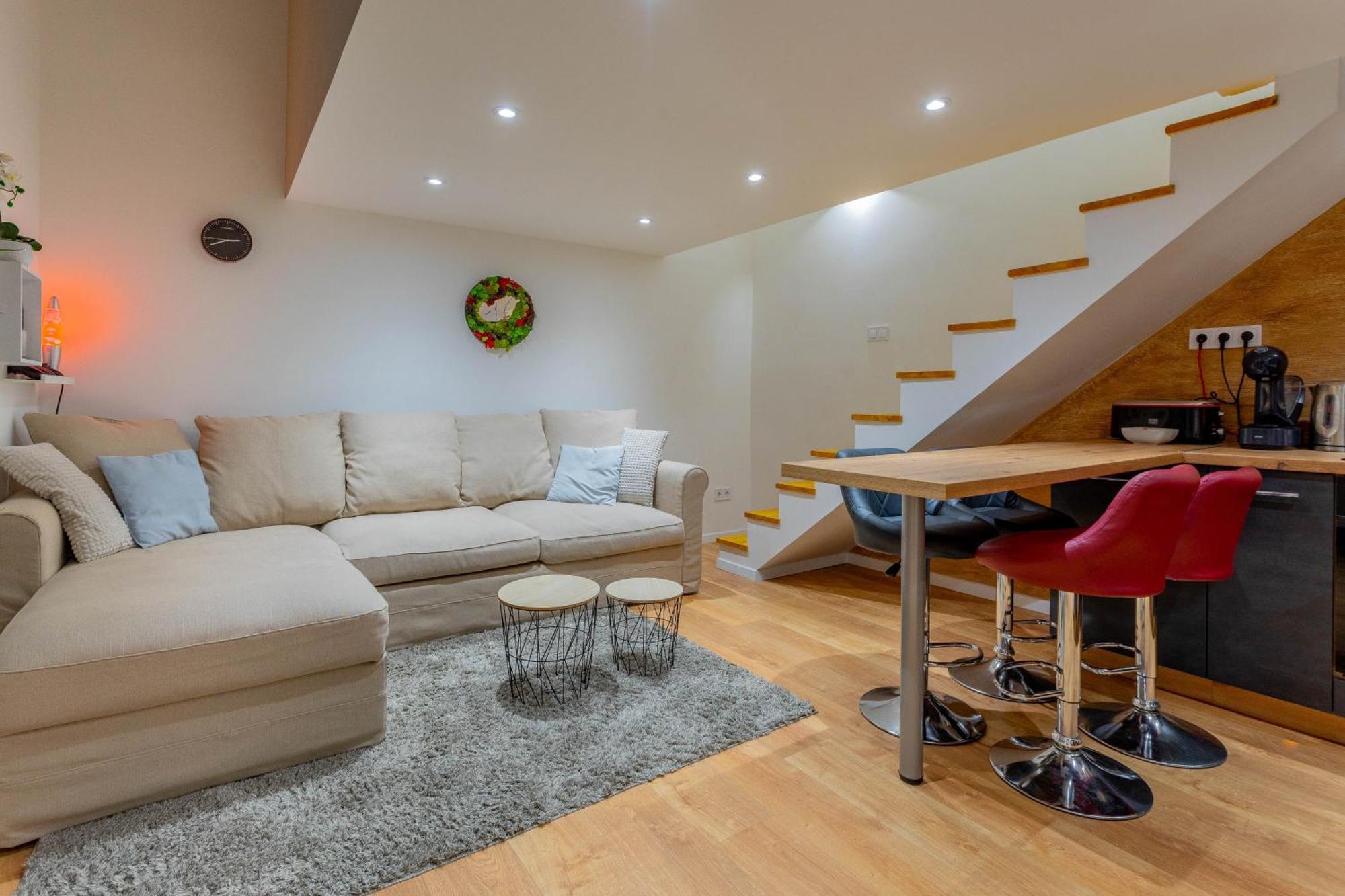 Full Equipment Designed Apartment In The Heart Of Budapest For 4 People 外观 照片